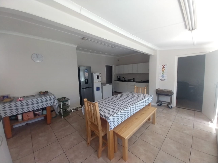 4 Bedroom Property for Sale in Rouxpark Western Cape